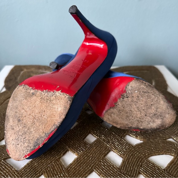 Christian Louboutin Very Prive Royal Blue Satin High Heel Pumps EU38.5/U… - Picture 9 of 10